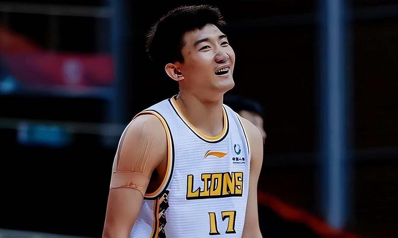 上海队翻盘骑士，孙铭徽高光表现