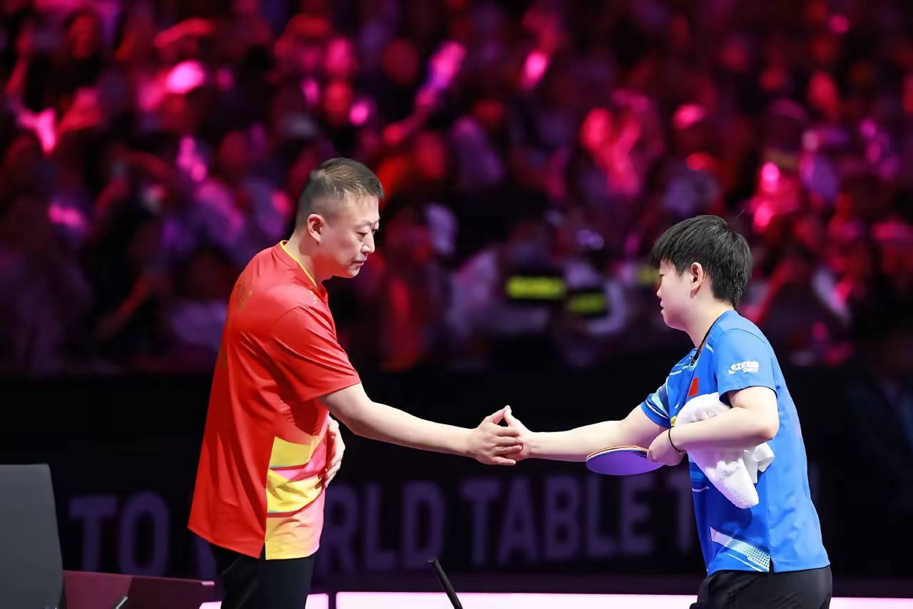 中国队完胜丹麦队，马琳惊艳四座