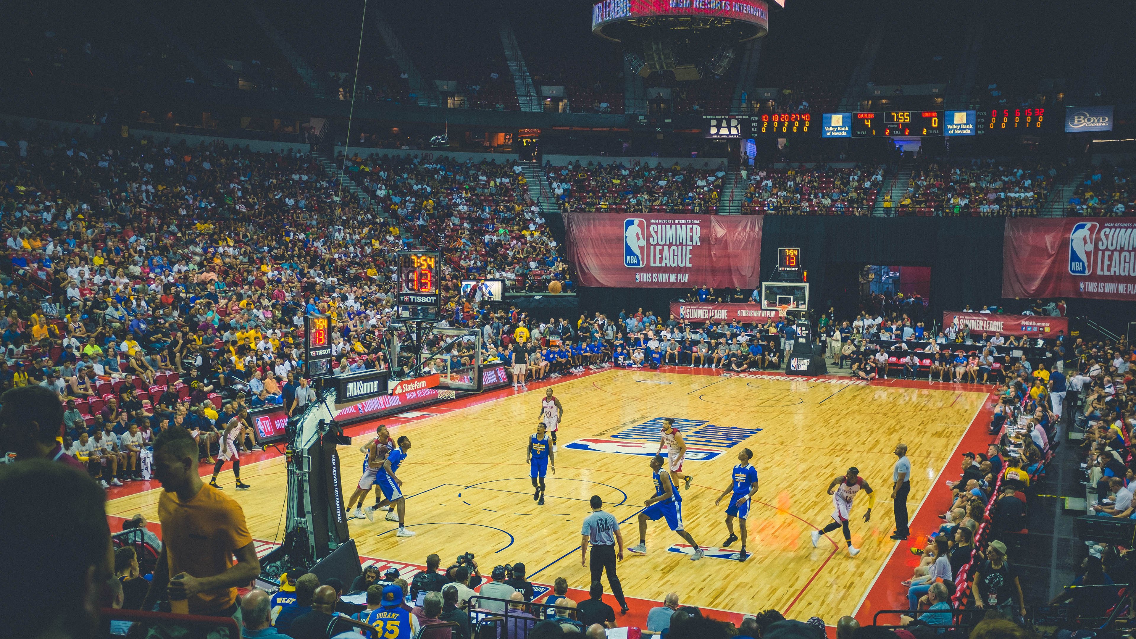 北京队击溃黄蜂，美加墨世界杯前哨战，一场跨越半球的篮球文明对话